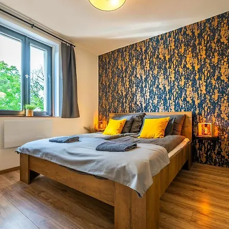 Uno Balaton * 巴拉顿阿卡拉提亚