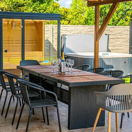 Uno Balaton 别墅 巴拉顿阿卡拉提亚