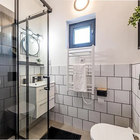 Uno Balaton 别墅 巴拉顿阿卡拉提亚